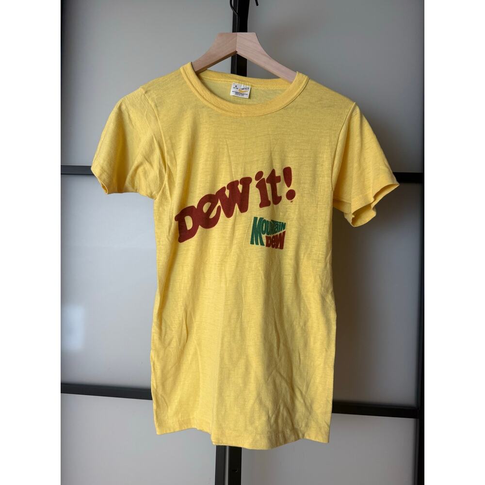 Vintage 1980s Mountain Dew Dew It Sneakers T-Shirt Size Small